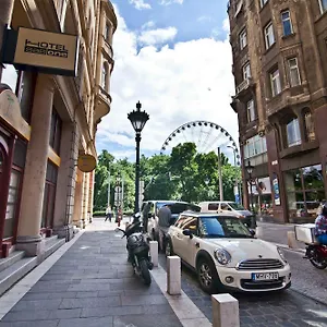 Sasone Отель Будапешт